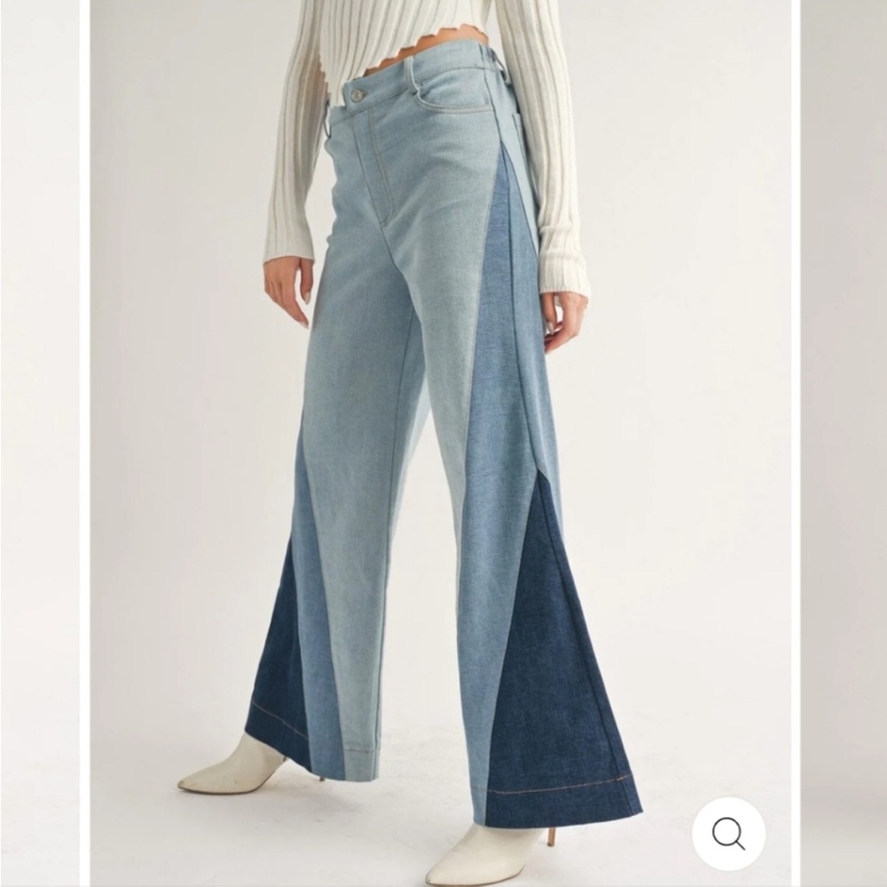 NWOT Colorblock Flare Jeans - Picture 3 of 8
